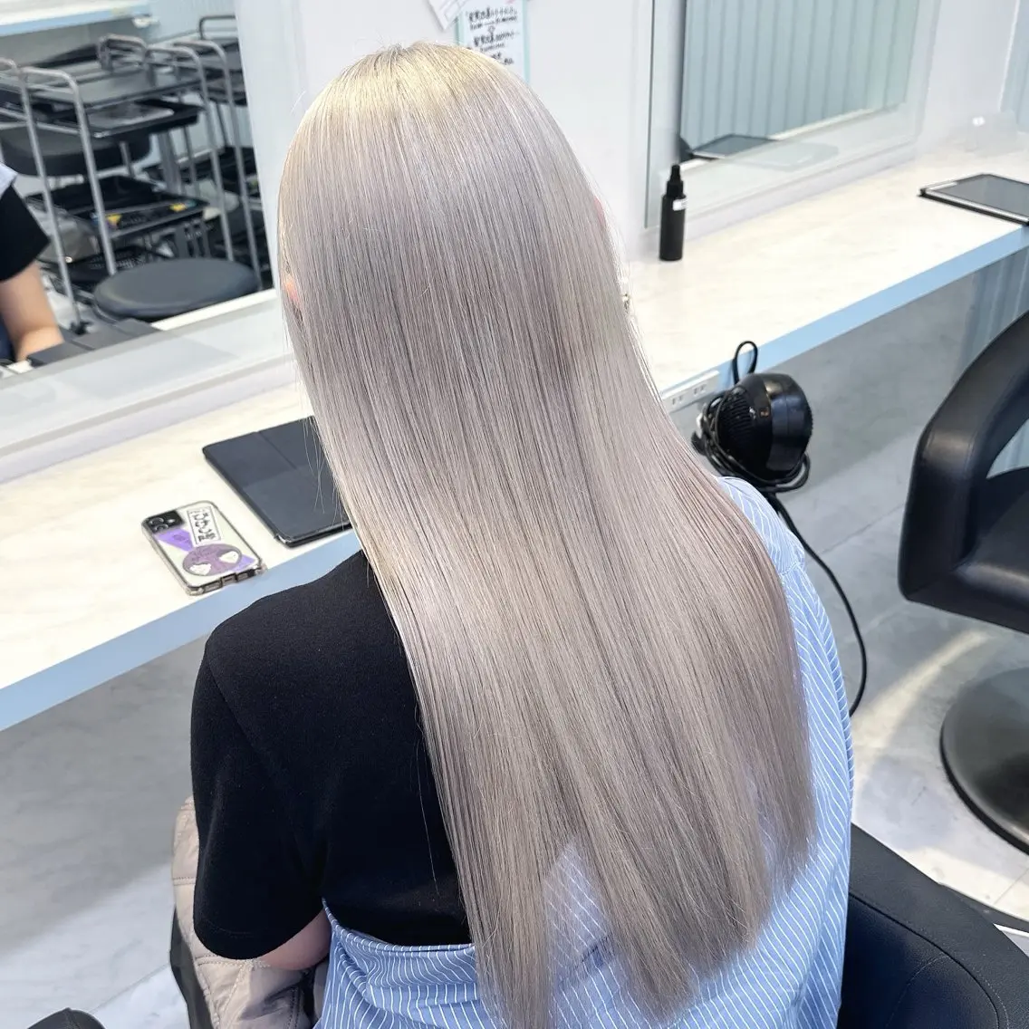 ロング カラー 🪄池袋ハイトーン 🪄ブリーチカラーのヘアスタイル