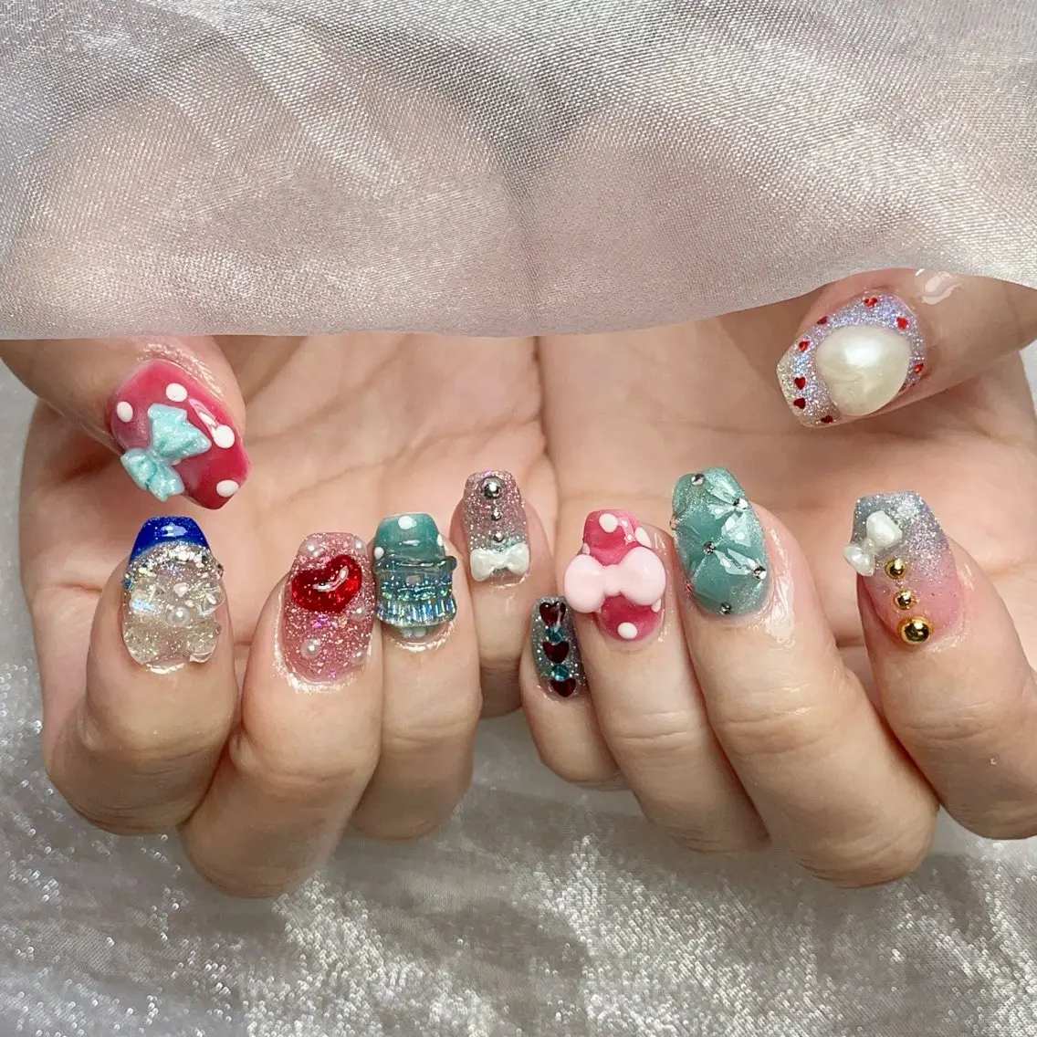 ネイル ハンドネイル RosyBeauty Salonのネイルデザイン