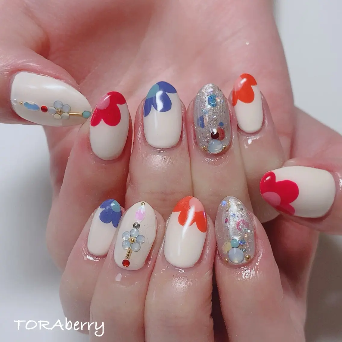 ネイル ハンドネイル ネイリスト なつみのネイルデザイン