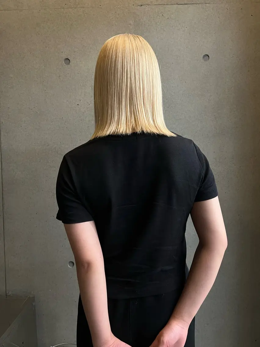 カラー ブリーチ ケアブリーチ ヘアカラー トリートメント ケアブリーチ特化 ハイトーンカラーのヘアスタイル