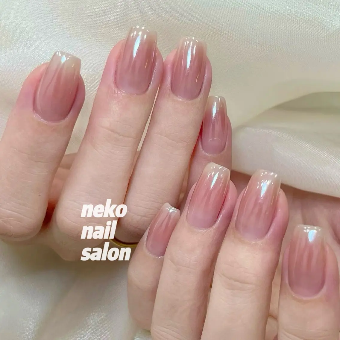 ネイル オーロラネイル チークネイル キラキラネイル neko nailのネイルデザイン