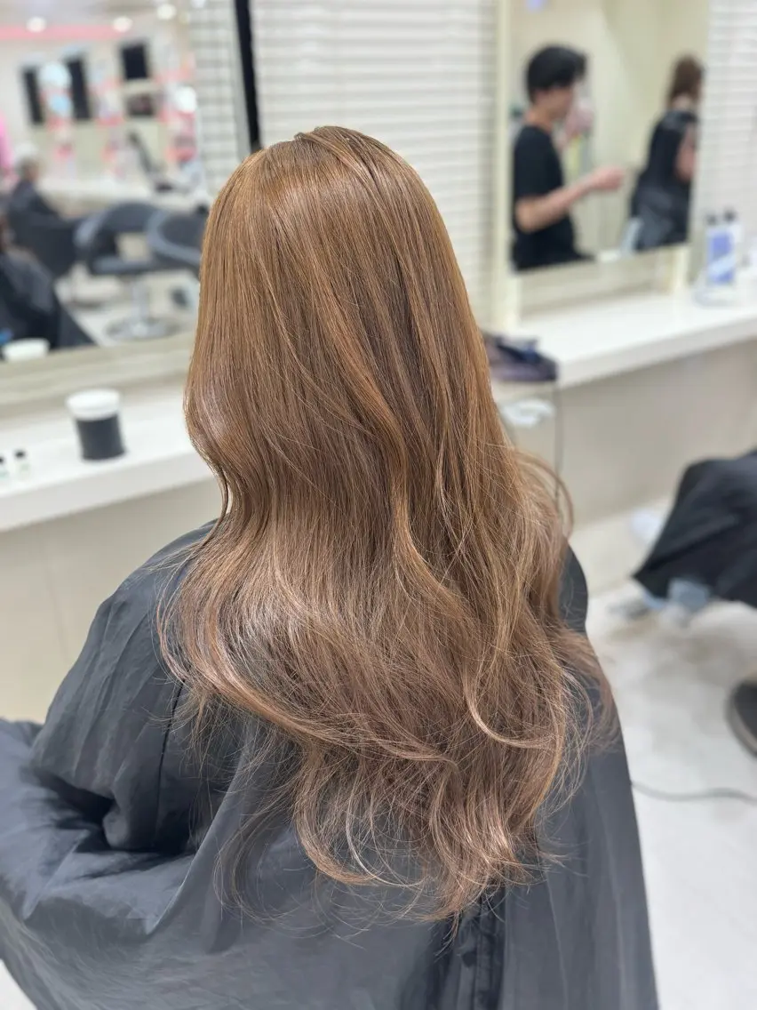 ロング カラー ヘアカラー 🤎モテ髪&透明感 ミルクティー🥣🤎のヘアスタイル