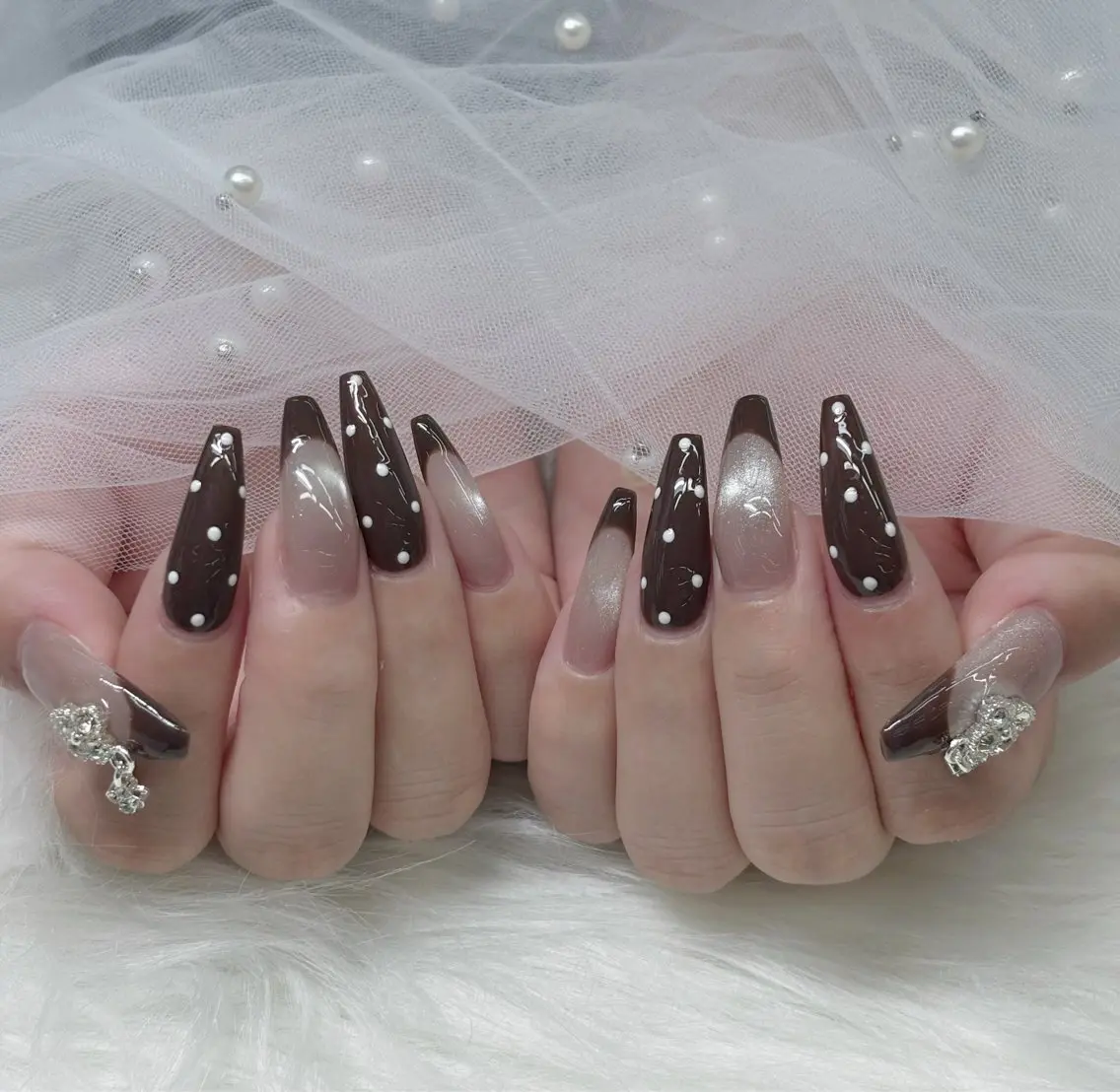 ネイル 韓国ネイル マグネットネイル 持ち込み ハンドネイル Mimi Nail_Royalのネイルデザイン