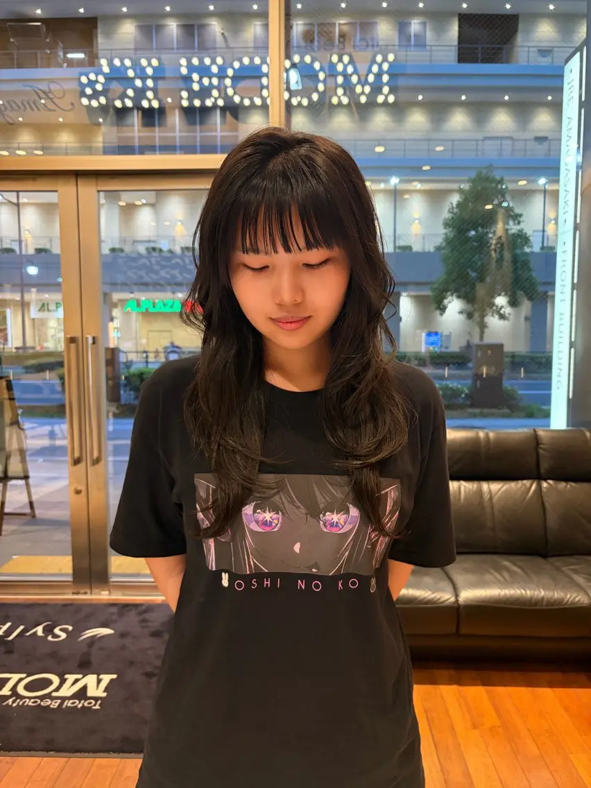 ロング ハッシュカット 韓国風ヘア レイヤーカット ウルフカット カット ルナ｜縮毛矯正 ×デザインカラー🥝のマツエク・マツパデザイン