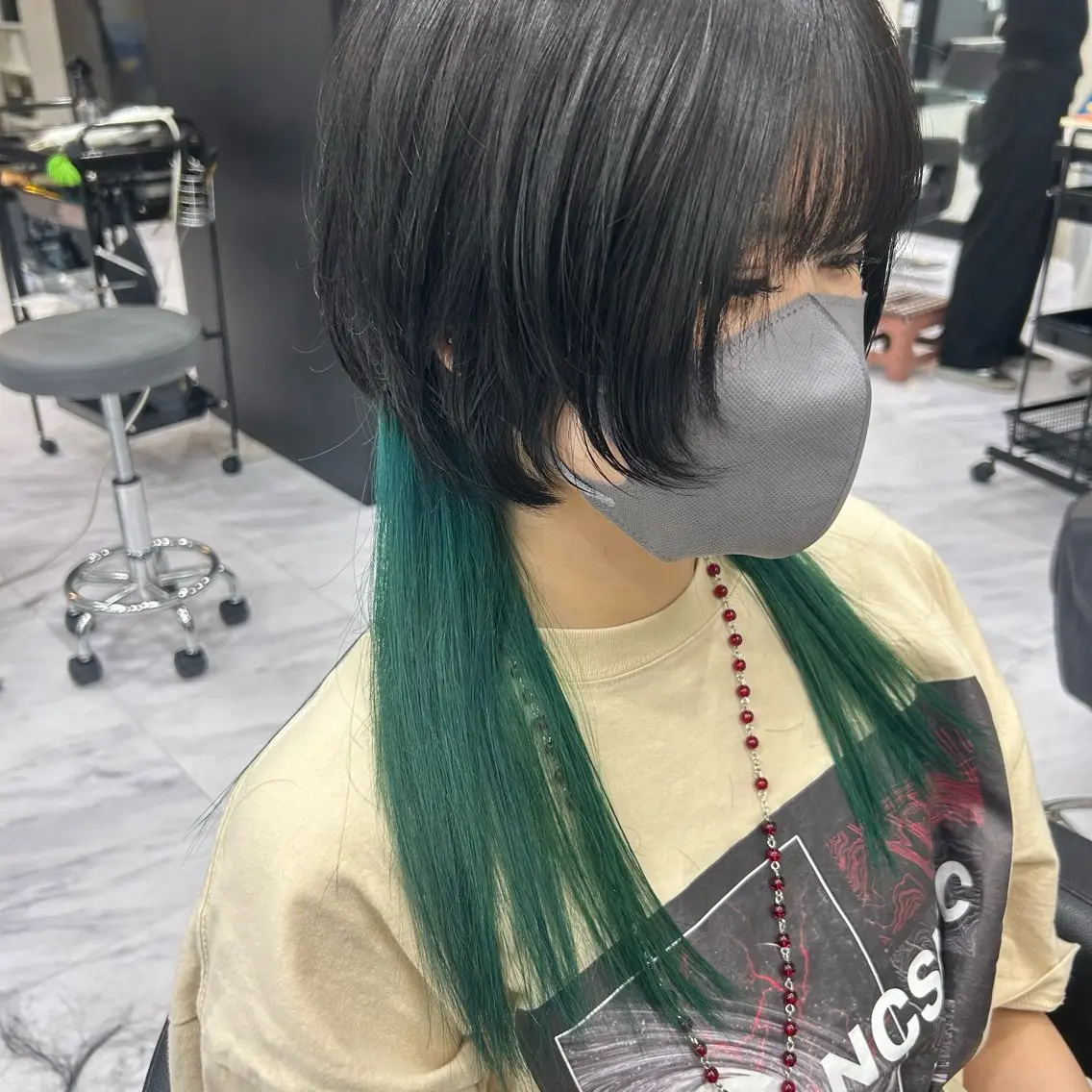 セミロング カラー メンズ 🫧💞ハイトーン 瀧田 菜々花🦄🫧のヘアスタイル