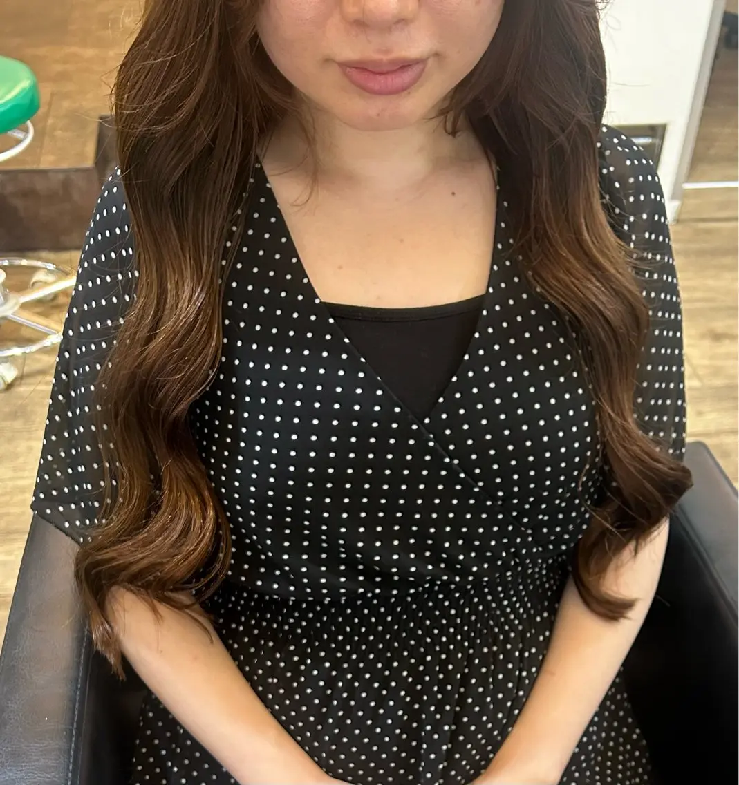 ロング ボブ くびれヘア 顔周りカット 韓国風ヘア レイヤーカット ブリーチなしベージュ /ヘアセット/ミユのヘアスタイル