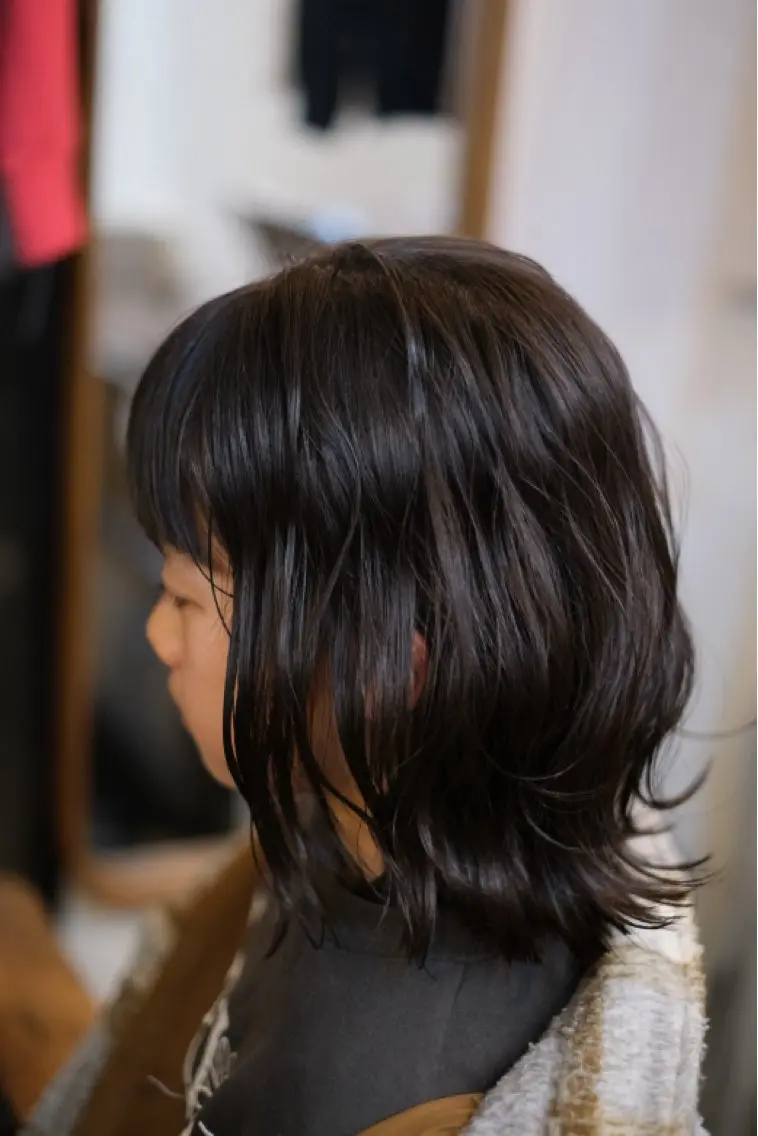 ミディアム 岩村 夏姫のヘアスタイル