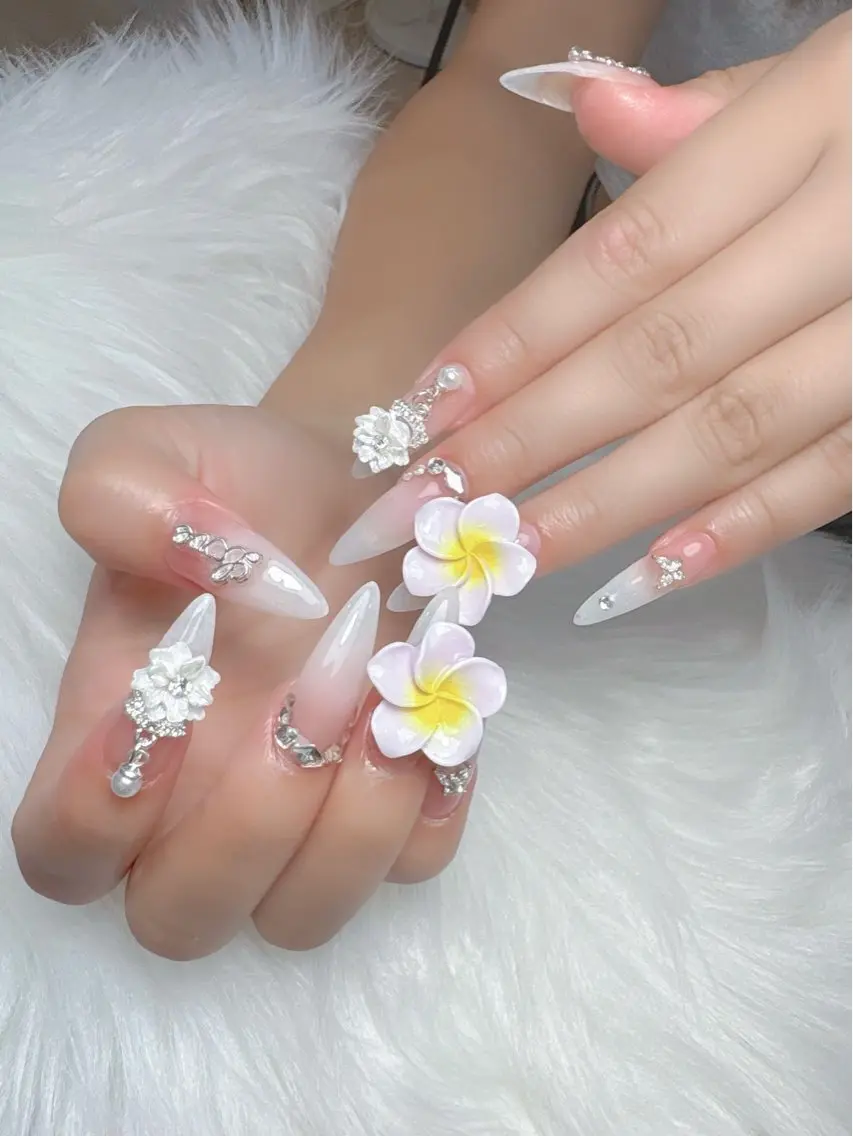 ネイル AMI  NAIL 池袋のネイルデザイン