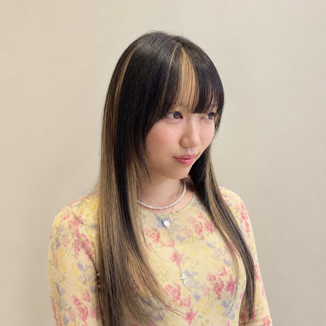 🩷👗デザインカラー👗🩷ブリーチ1回+デザインカラー➕ダメージ補修トリートメント🌟の写真