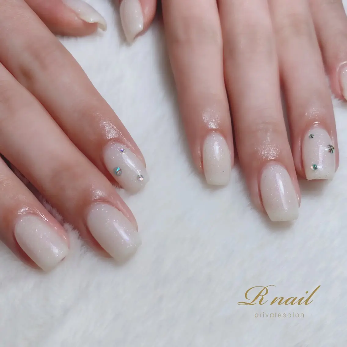 ネイル R nailのネイルデザイン