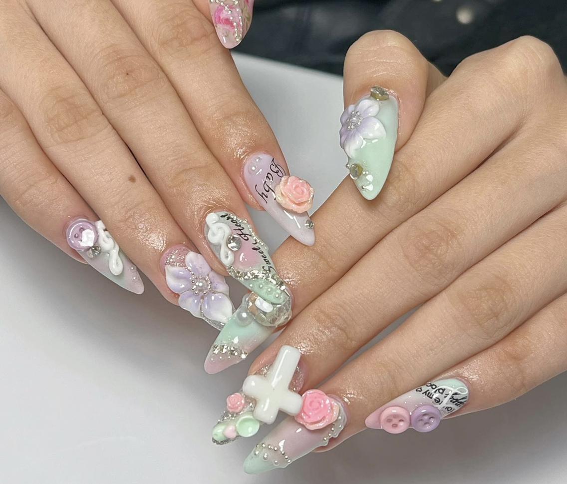 ネイル 長さ出し ジェルネイル 韓国ネイル マグネットネイル 持ち込み HARI Belle nail 池袋のネイルデザイン