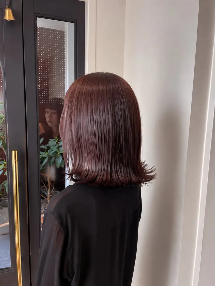 ミディアム カラー パーマ ブラウンカラー カシス 透明感カラー ヘアカラー トリートメント ヒナ/酸性ストレート /レイヤーカットのヘアスタイル