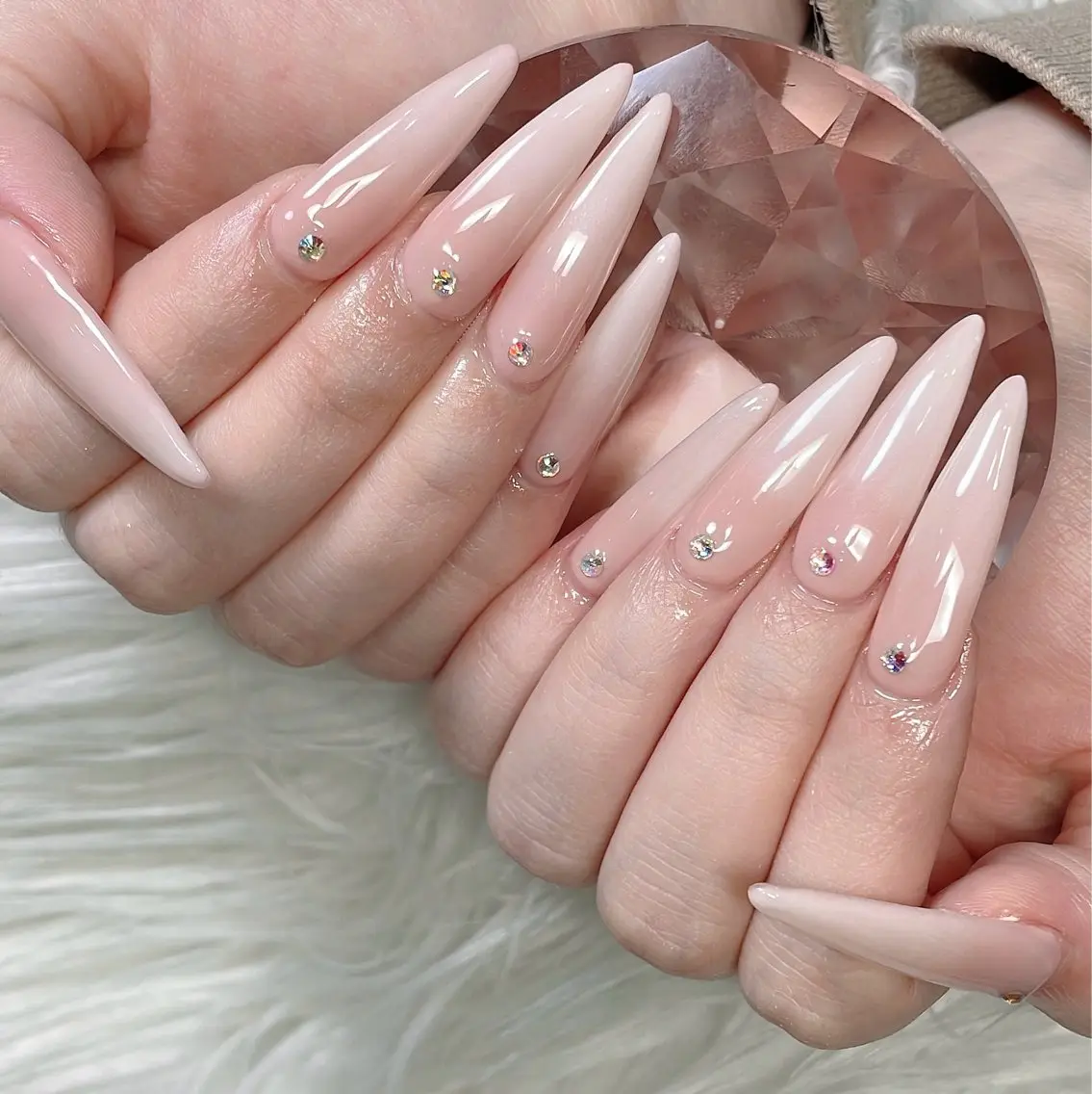 ネイル ハンドネイル nail&eye Ariesのネイルデザイン