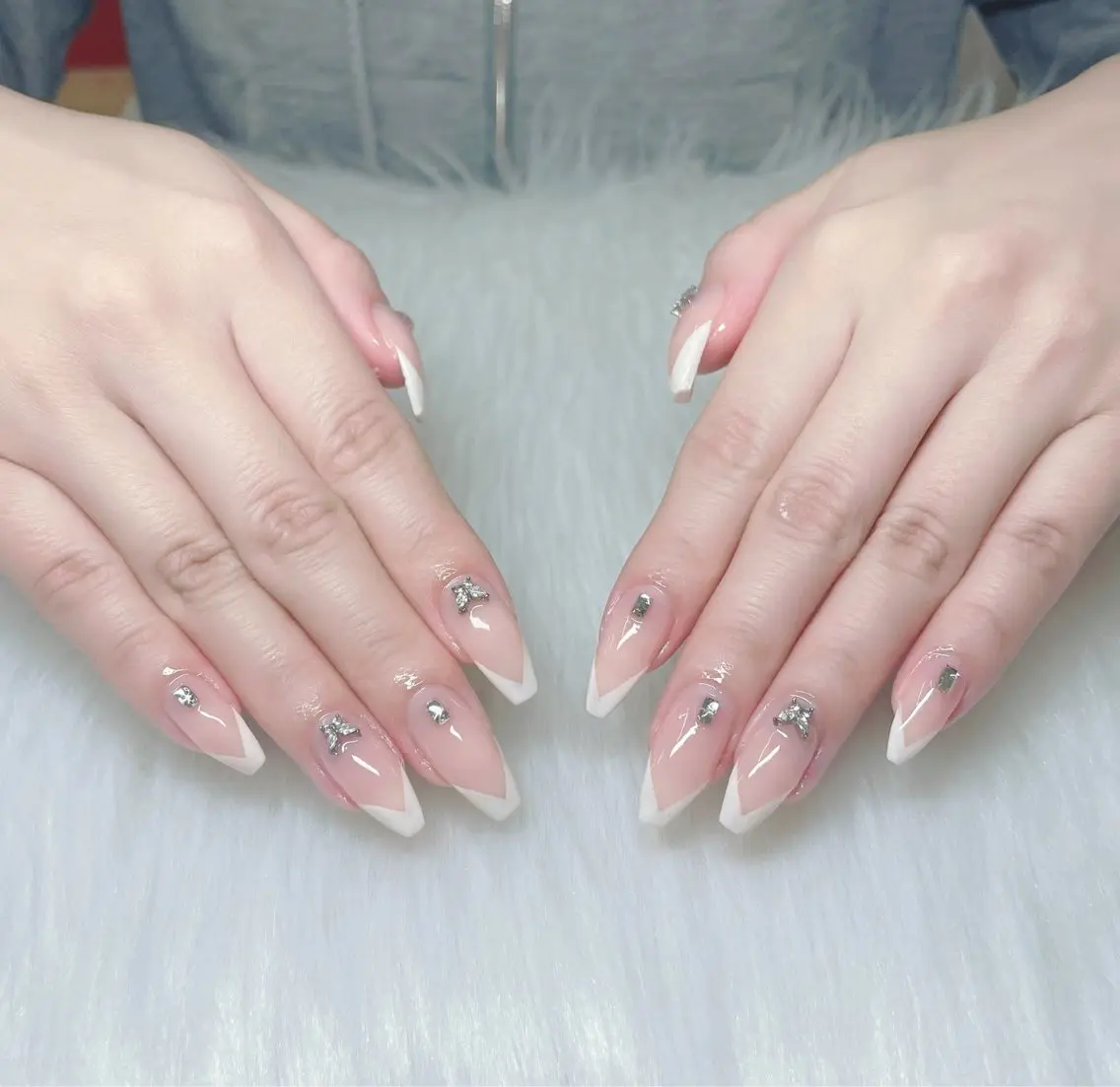 ネイル ジェルネイル 韓国ネイル ブライダルネイル ハンドネイル GOHOUBI Nail 心斎橋店のネイルデザイン