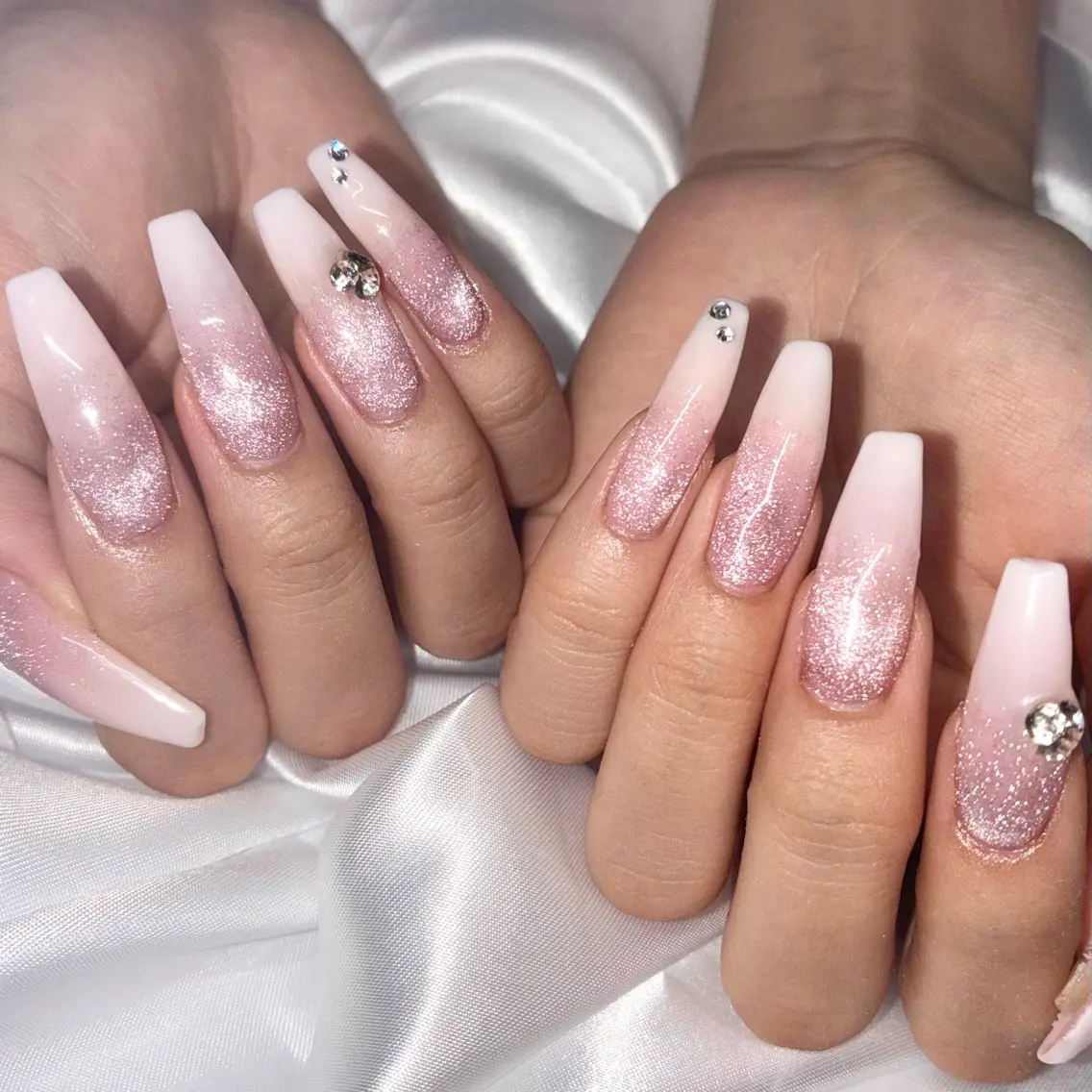 ネイル ジェルネイル マグネットネイル ハンドネイル Nail ヌシん家 AKANEのネイルデザイン