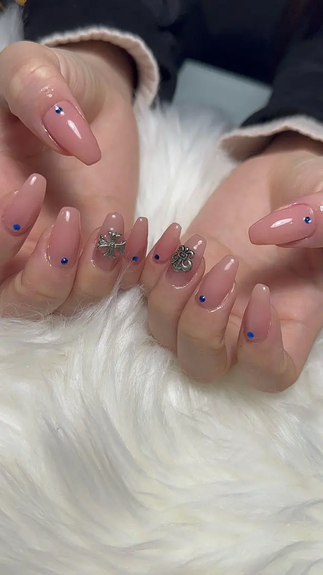 ネイル ハンドネイル nué nail 【halu】のネイルデザイン