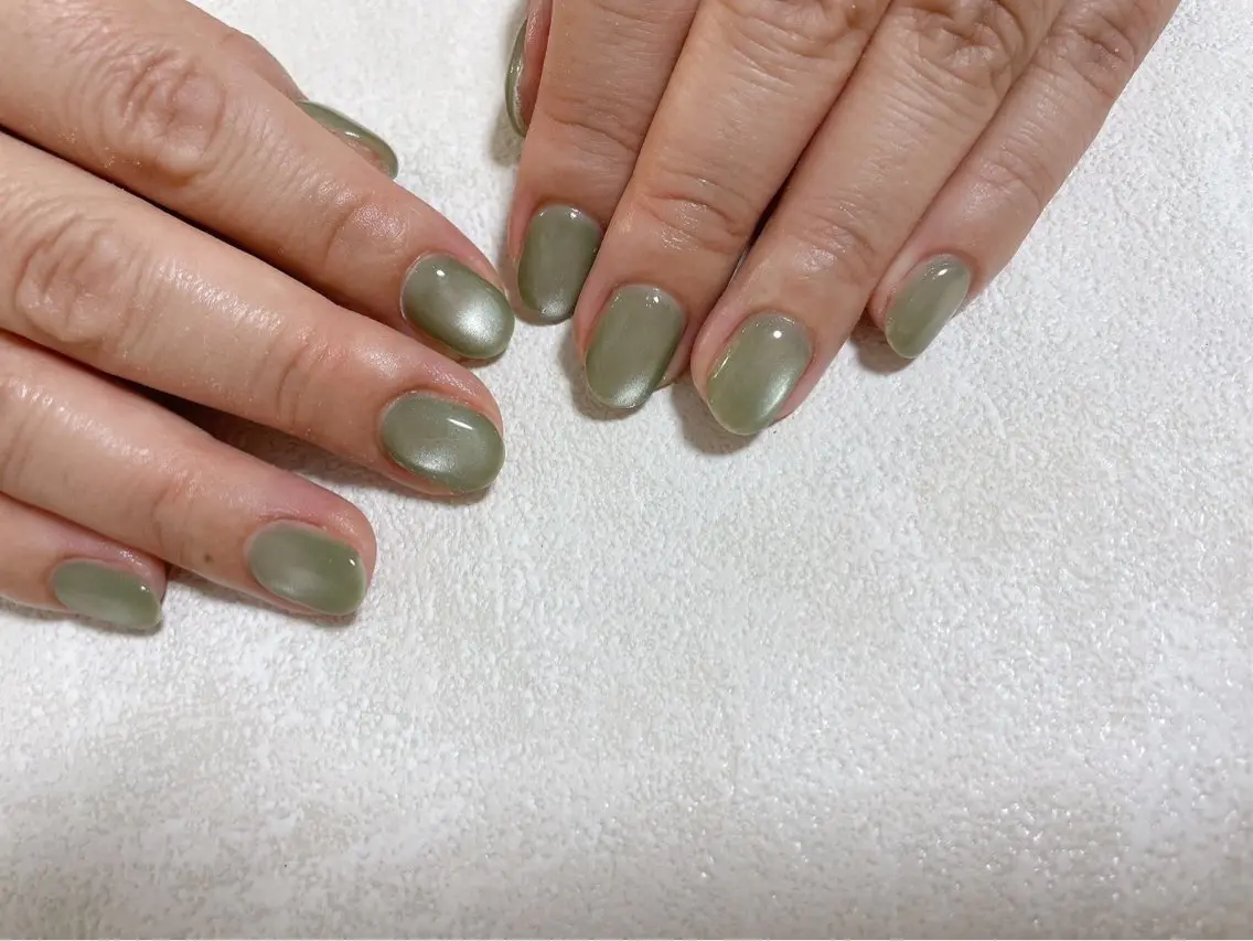 ネイル オーロラネイル フットネイル フレンチネイル ジェルネイル マグネットネイル ハンドネイル mogunail &blowのネイルデザイン