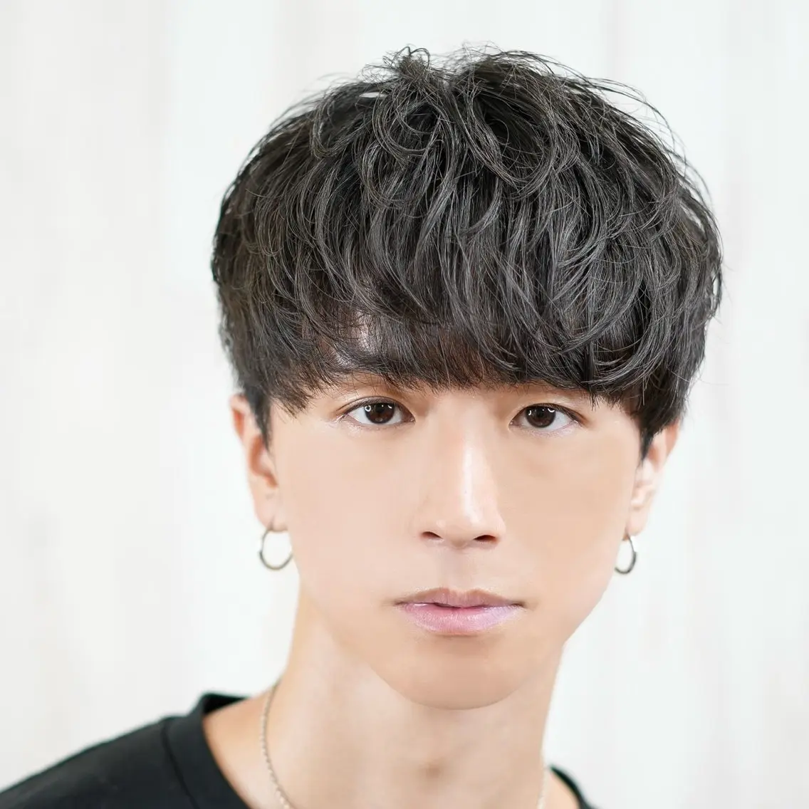 ショート メンズ マッシュ 刈り上げ カット メンズ特化カットパー マカラー坂田柊のヘアスタイル