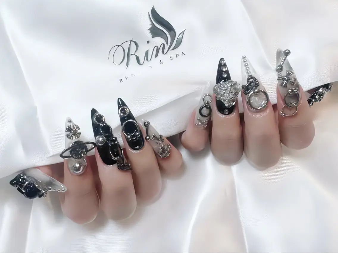 ネイル チークネイル 桜ネイル フレンチネイル ジェルネイル ガラスフレンチ Rin Nail 新大久保店のネイルデザイン