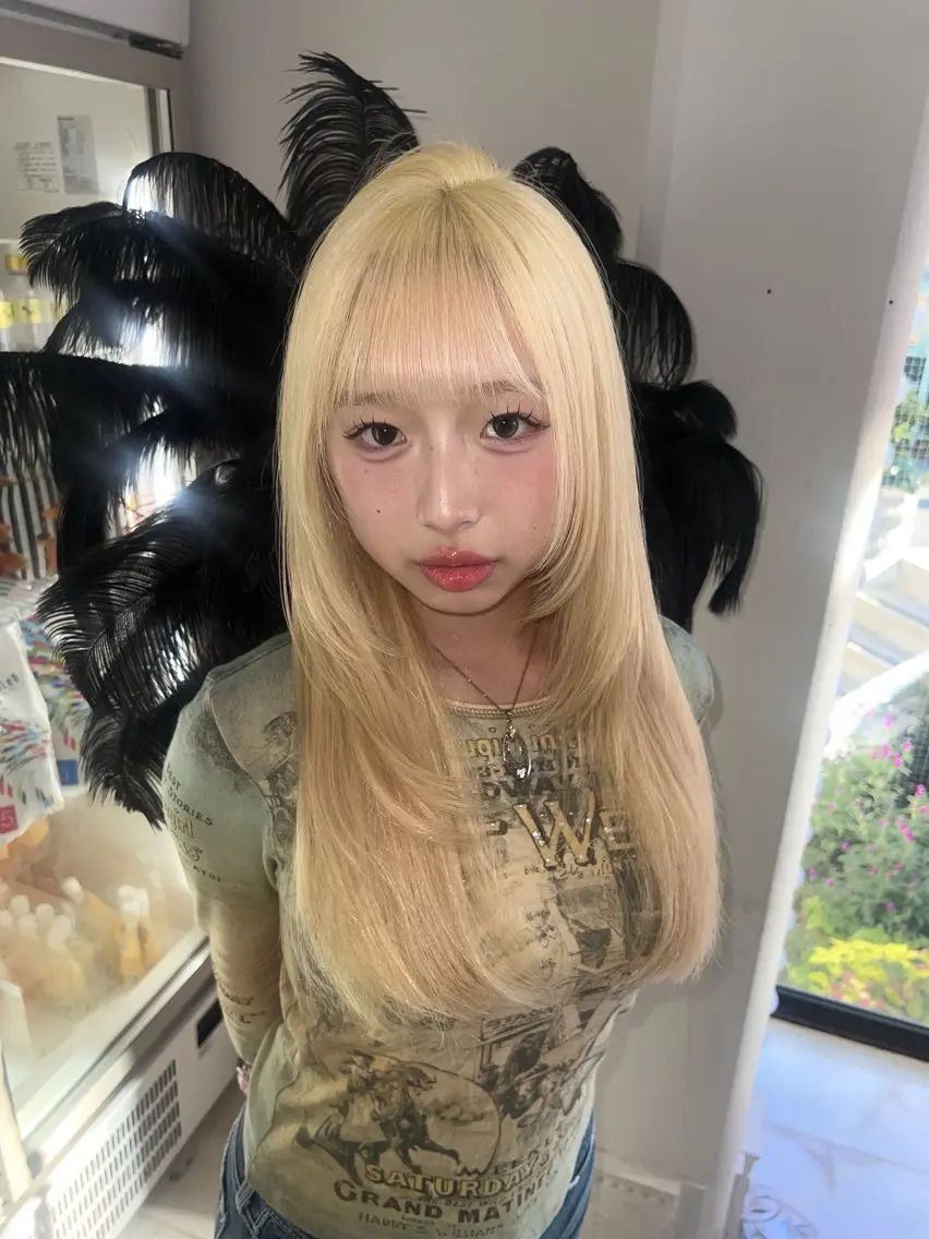 ロング ヘアカラー トリートメント AIRA/ブリーチ ‪/透明感カラーのヘアスタイル