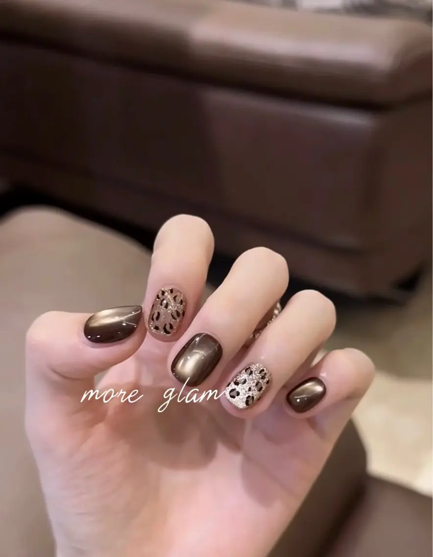 ネイル ハンドネイル フットネイル more glam 原宿店のネイルデザイン
