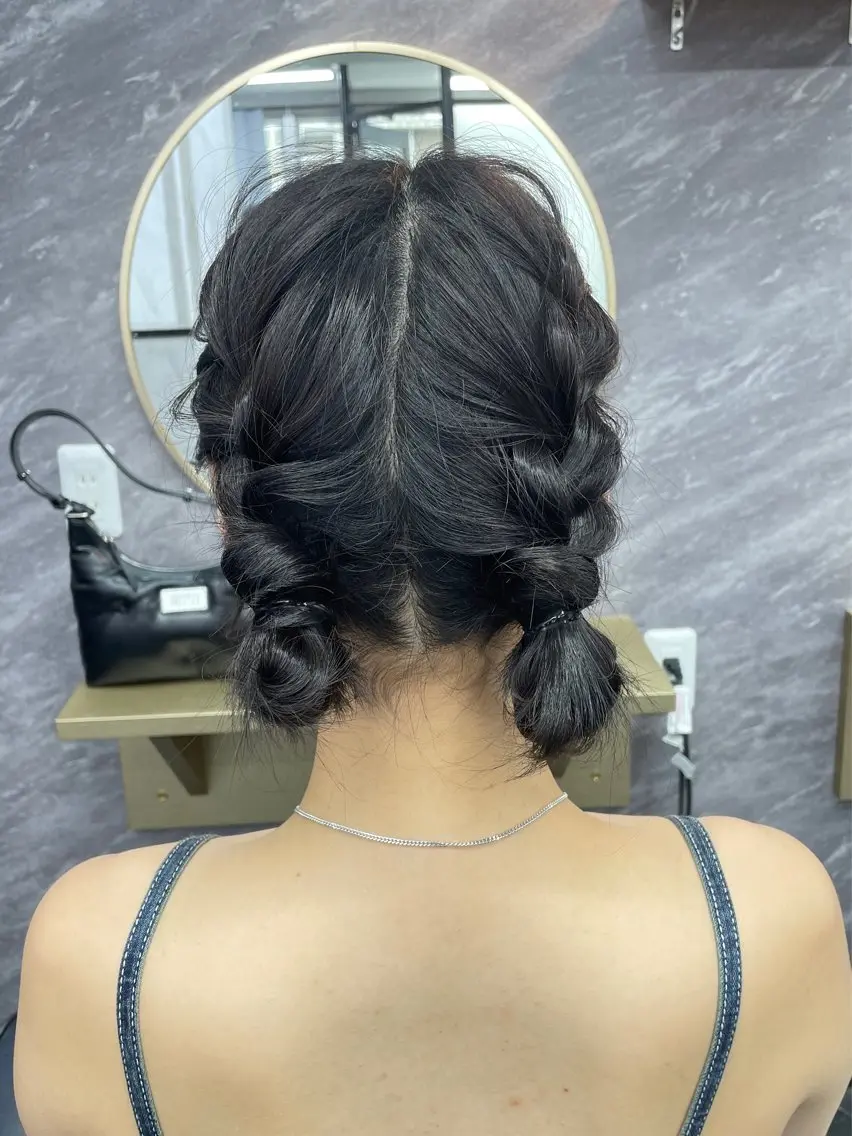 セミロング ヘアアレンジ ヘアセット エクステ🩵ブリーチ 韓国ヘア🩵KAEのヘアスタイル