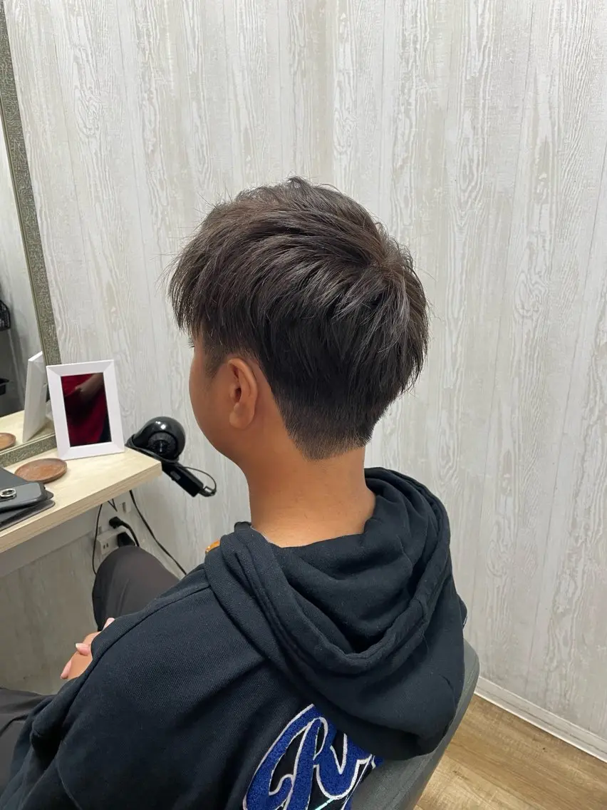 カラー メンズ 🥥ニシダテ アイラ🥥のヘアスタイル