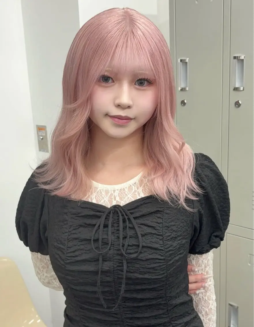 カラー 井口 怜奈のヘアスタイル