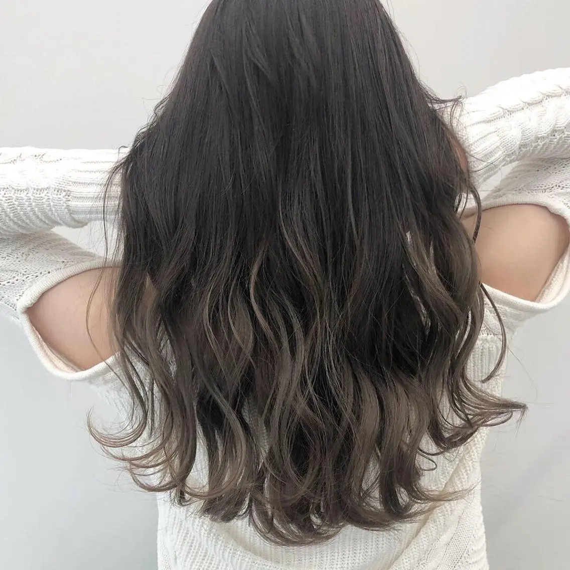 ロング カラー ヘアアレンジ グラデーションカラー 【公式】amble luxe池袋東口🩷のヘアスタイル
