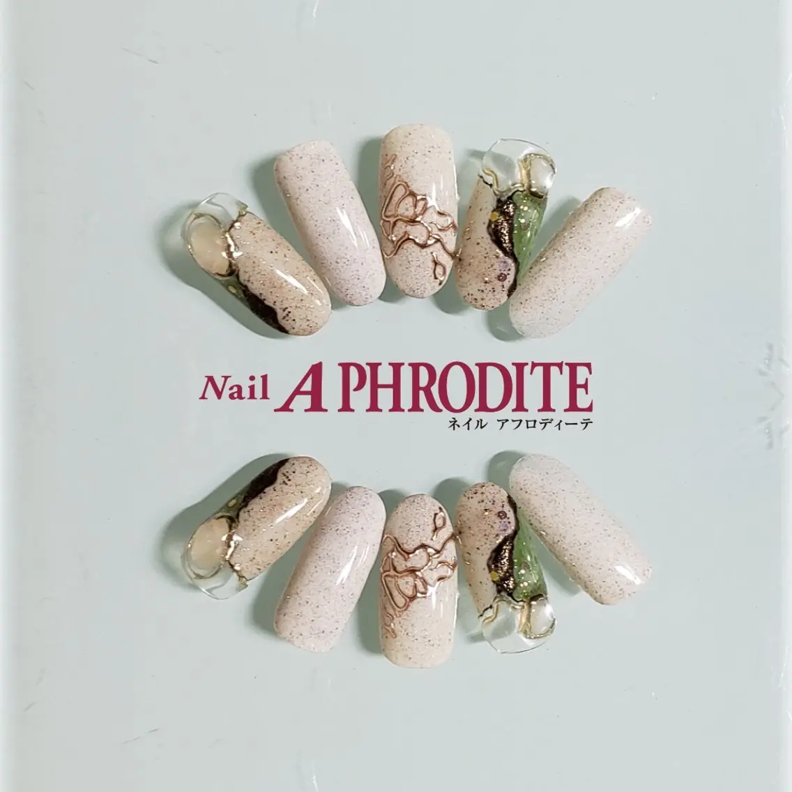 ネイル ジェルネイル ニュアンスネイル スカルプネイル ソフトジェル ネイルチップ ハンドネイル Nail Aphroditeのネイルデザイン