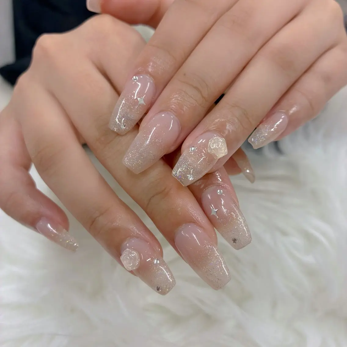 ネイル ハンドネイル ハンドケア DuLi Blinkのネイルデザイン