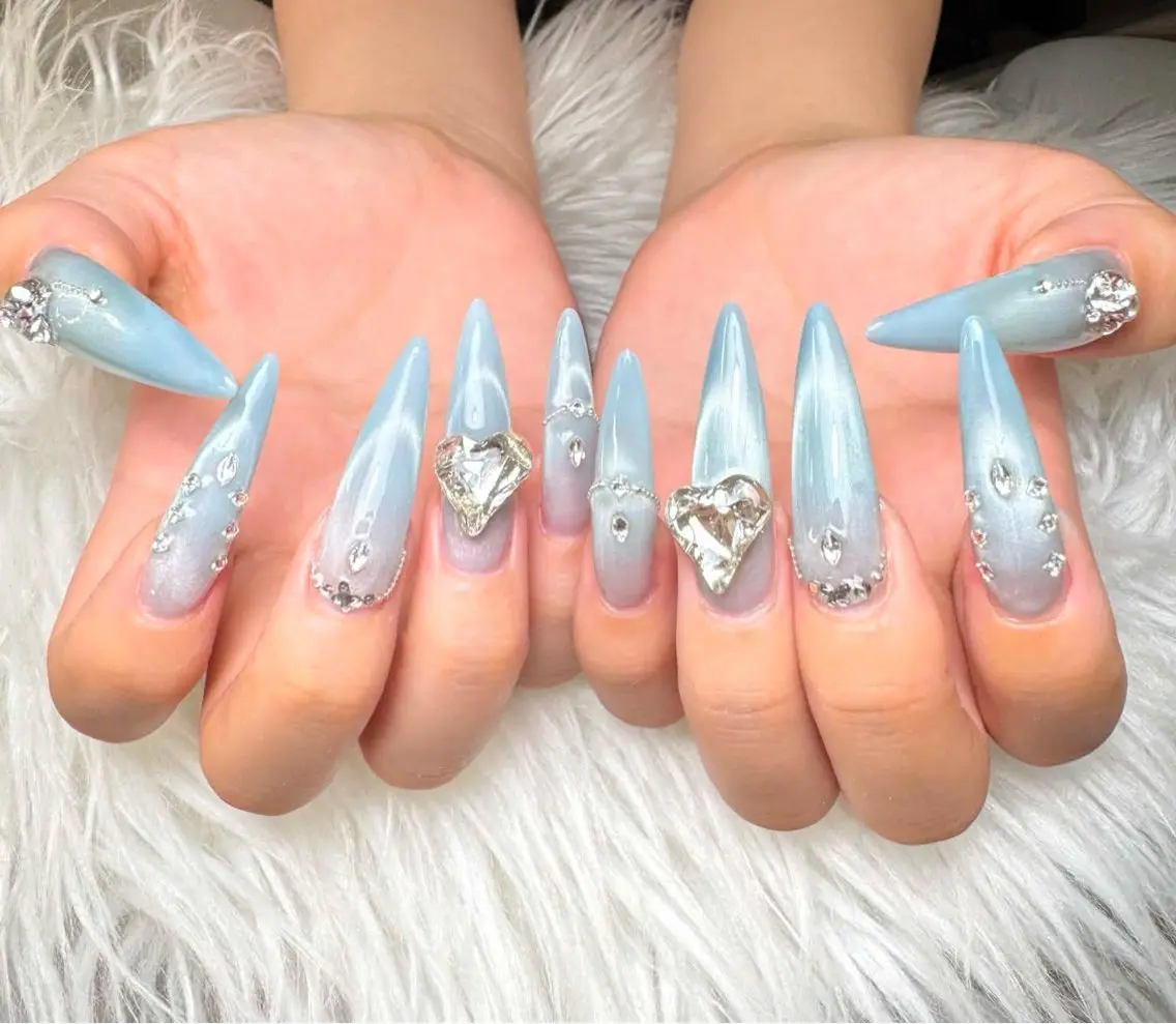 ネイル ハンドネイル T.Lee Nail Lilyのネイルデザイン