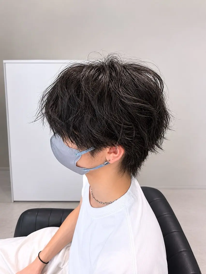 カラー メンズ ブラウンカラー ダークグレー ダークグレージュ グレージュ sweep 綾奈のヘアスタイル