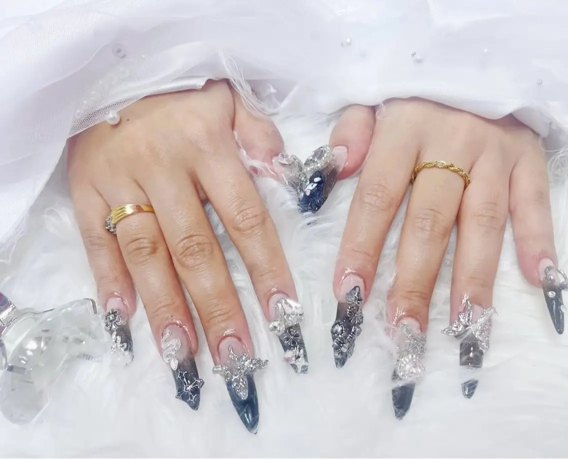 ロング ハンドネイル nail salon Glossy.みくのネイルデザイン