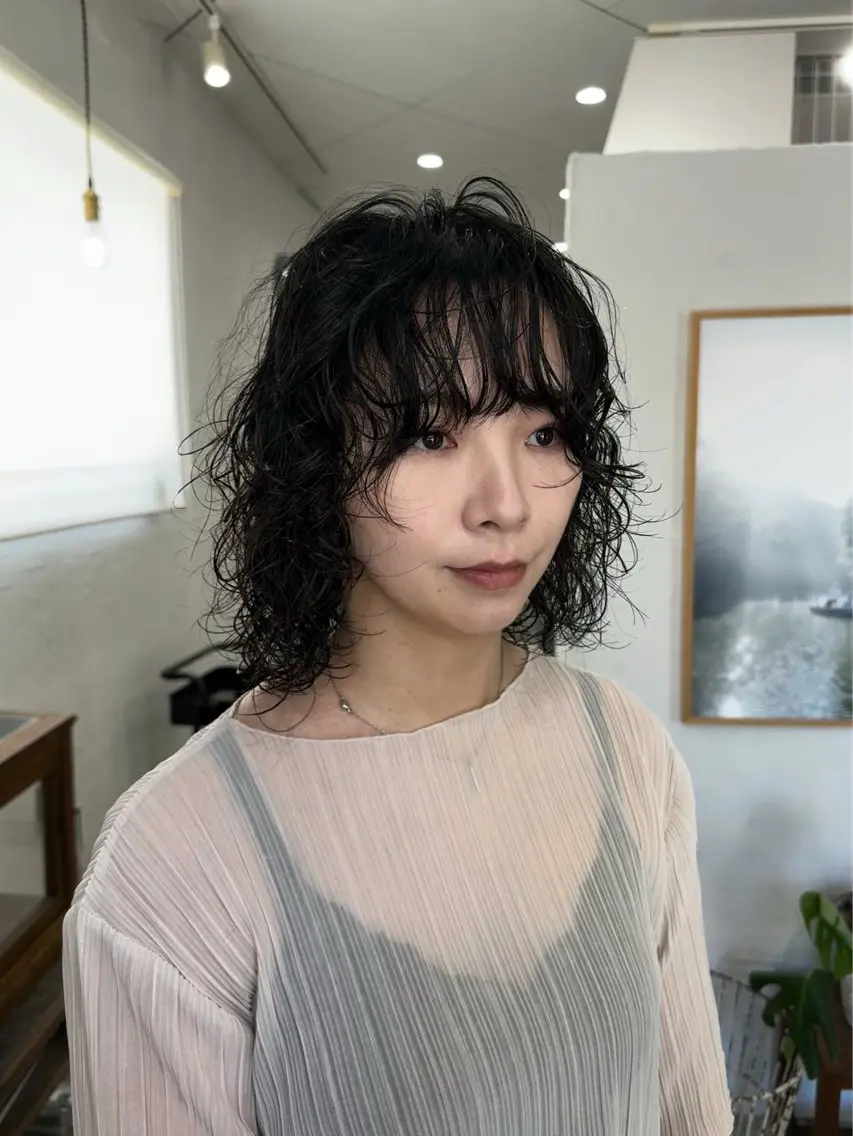 ミディアム パーマ ミディアムパーマ カット パーマ ヤハタ ダイキのヘアスタイル