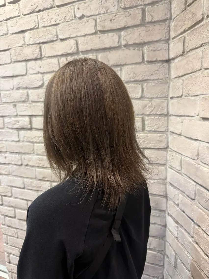 【ブリーチ+カラー+トリートメント】 うるツヤハイトーン✨の写真