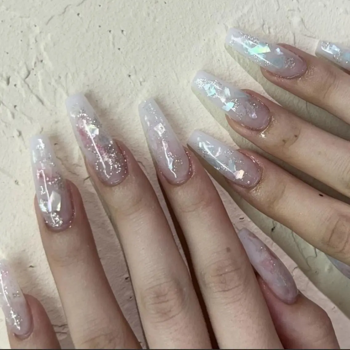 ネイル 長さ出し 韓国ネイル ニュアンスネイル スカルプネイル ワンホンネイル nailstudio eviz新宿店のネイルデザイン