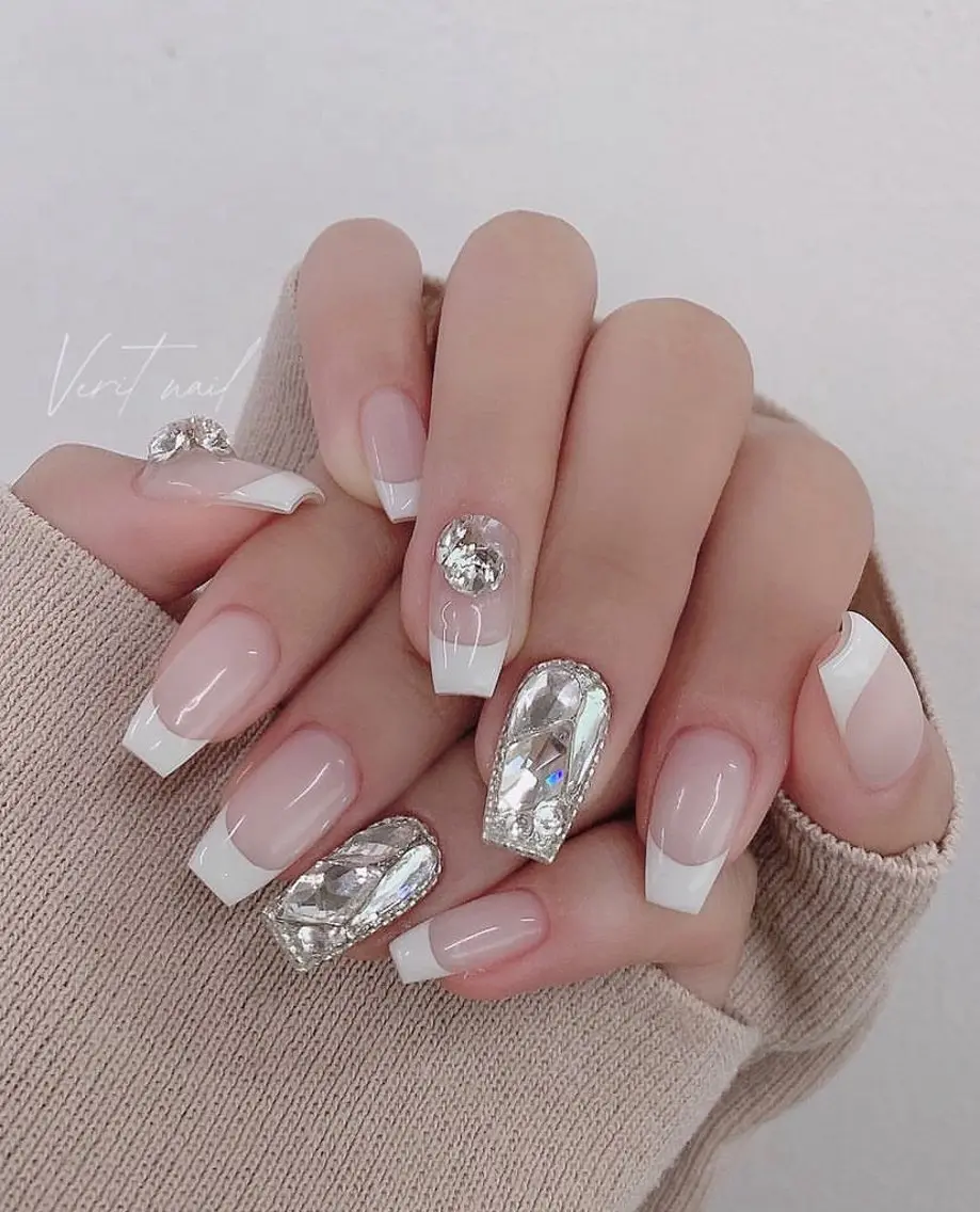 ネイル フレンチネイル ジェルネイル 韓国ネイル マグネットネイル マグネットフレンチ akina nailsのネイルデザイン