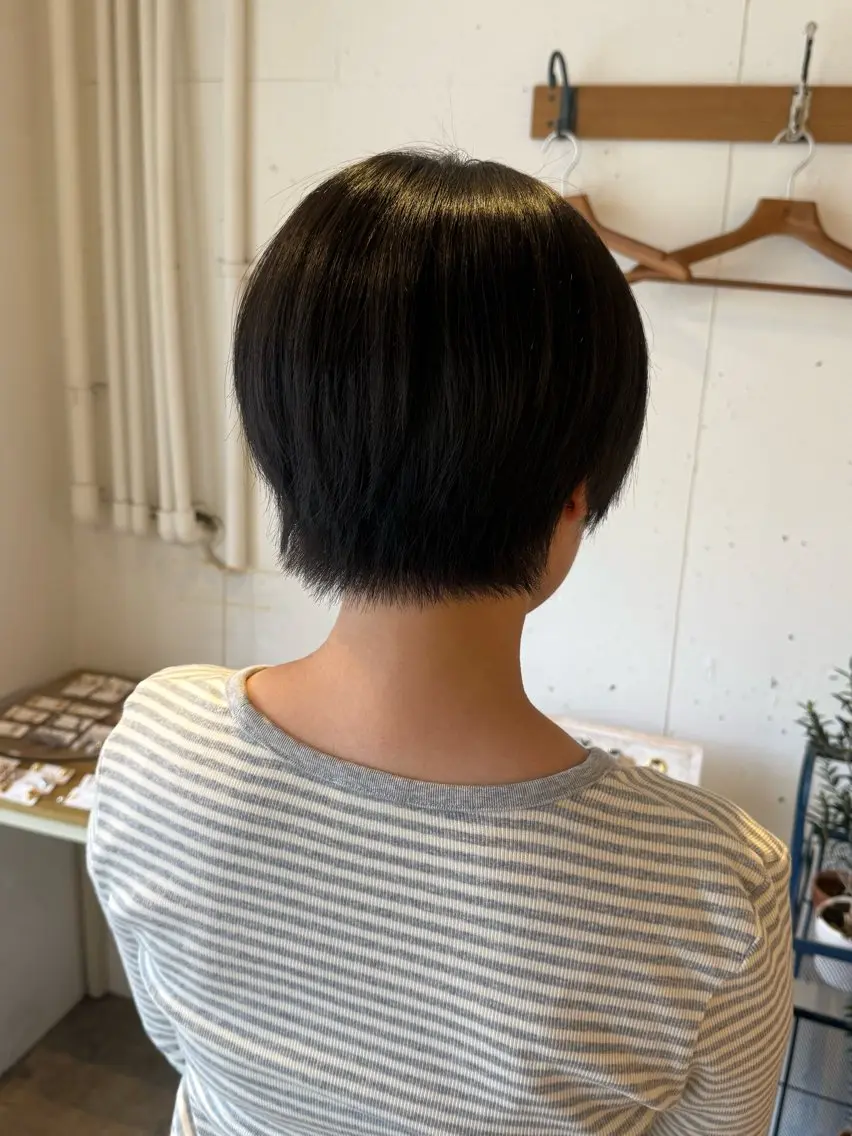 ショート カラー アッシュ アッシュブラウン ブラウンカラー ヘアカラー いしばし はるかのヘアスタイル