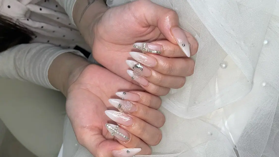 ネイル Moon nail salonのネイルデザイン