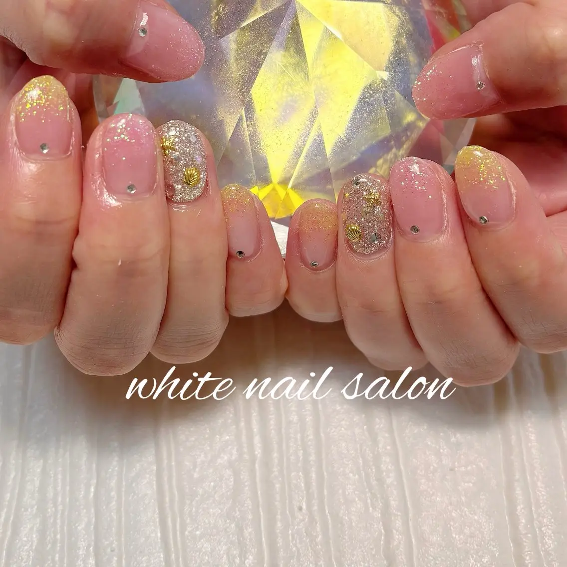 ネイル フットネイル ラメ(グリッター) ハンドネイル white nail salonのネイルデザイン