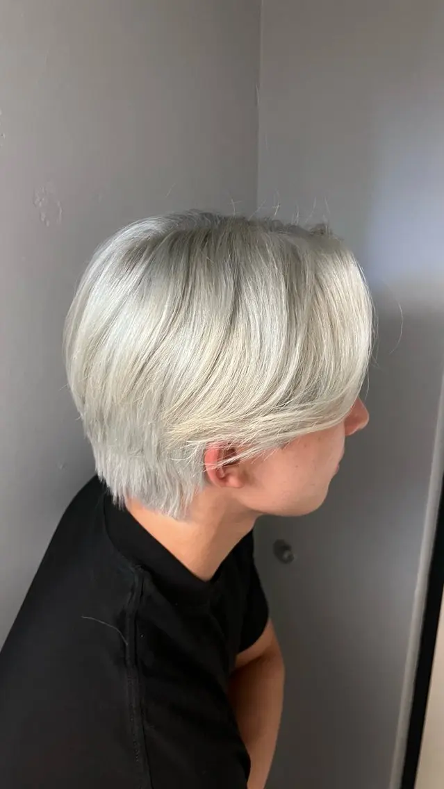カラー メンズ ベージュカラー ホワイトベージュ 個性的カラー ☆≡ねねのヘアスタイル