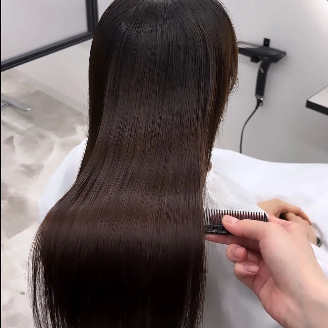 ロング 縮毛矯正 Ren. 🦋デザインカラーのヘアスタイル