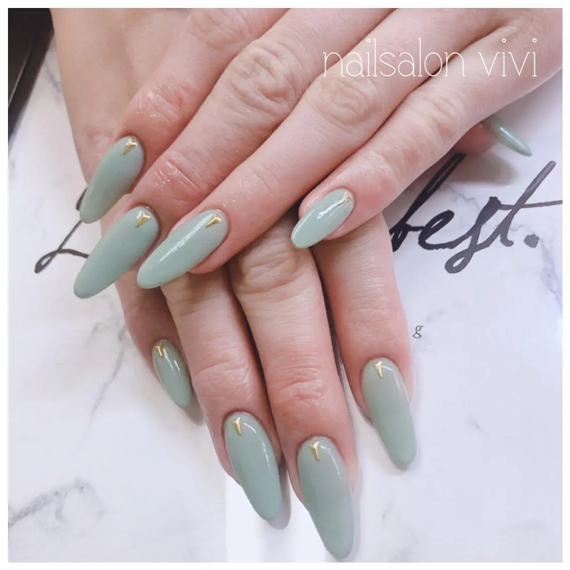 ネイル ＶＩＶＩ nailsalonのネイルデザイン