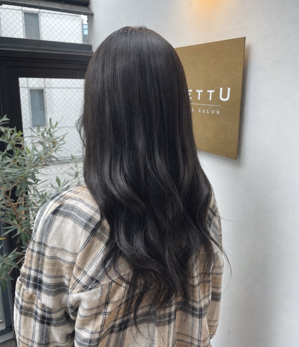 カラー 𝐌𝐢𝐮♥ 赤み消しbrown♥のヘアスタイル