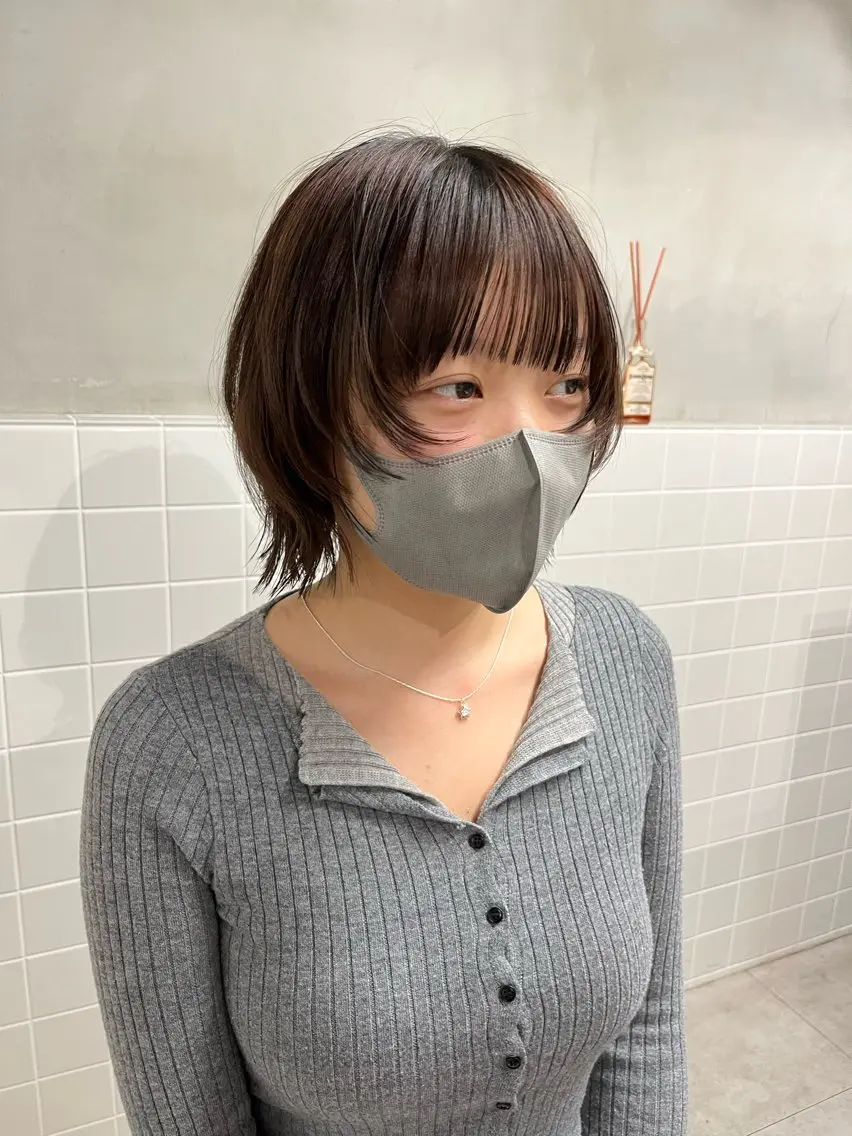 ミディアム ボブレイヤー ボブ レイヤーカット anon Loemのヘアスタイル