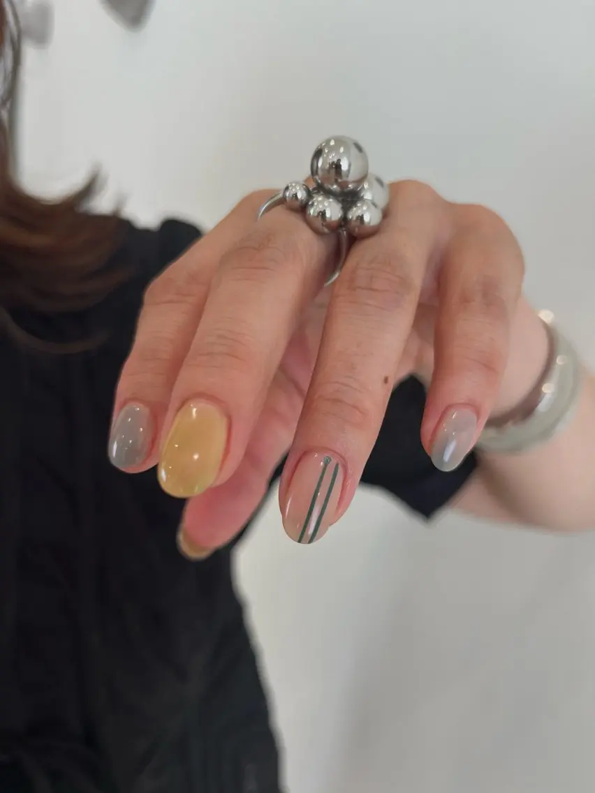ネイル S. yurinaのネイルデザイン