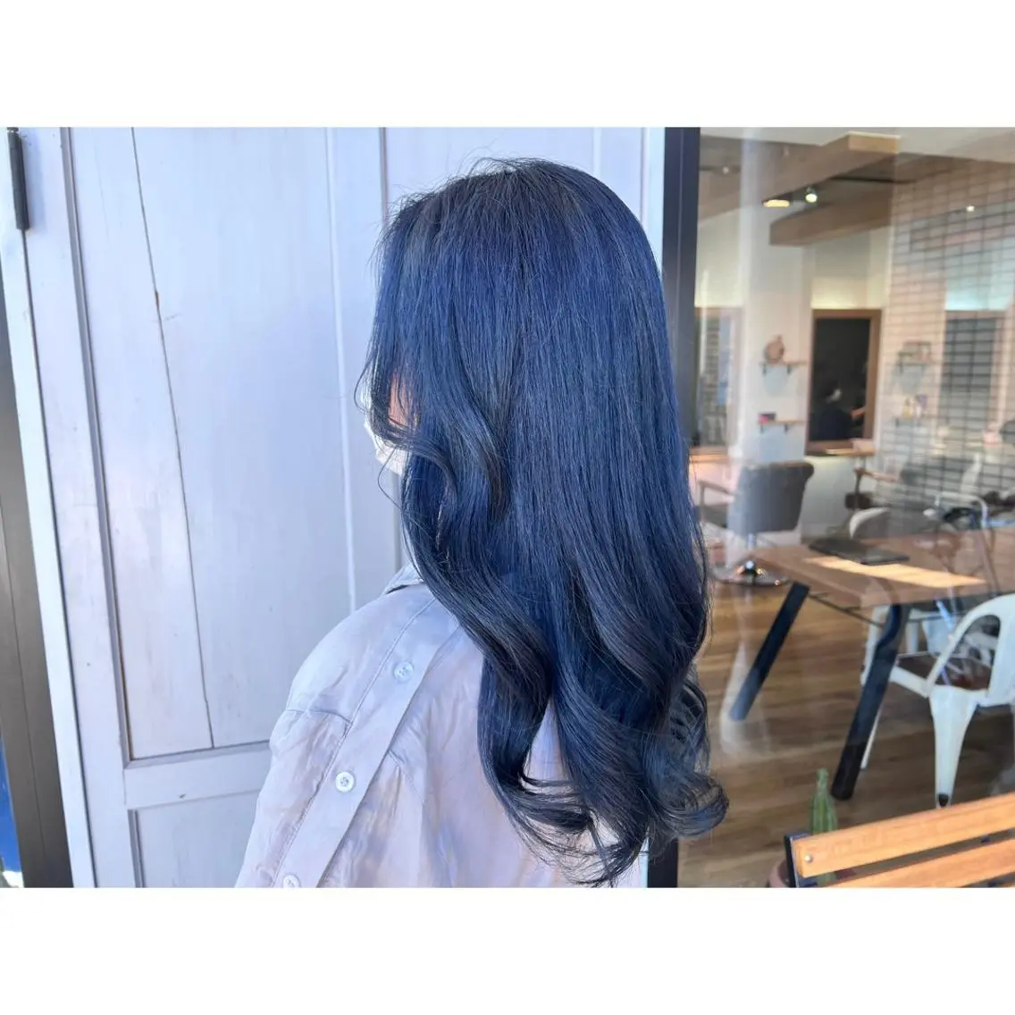 ロング カラー ブルーカラー ネイビーカラー ヘアカラー トリートメント ツキダテ ユイのヘアスタイル