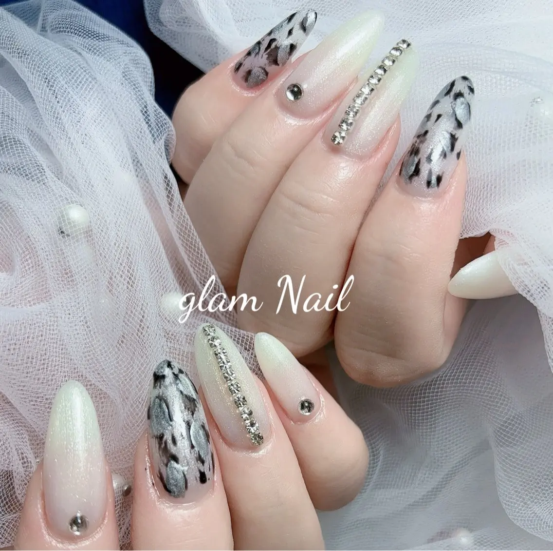 ネイル ハンドネイル エツメ💅 長さ出し🎀デザインのネイルデザイン