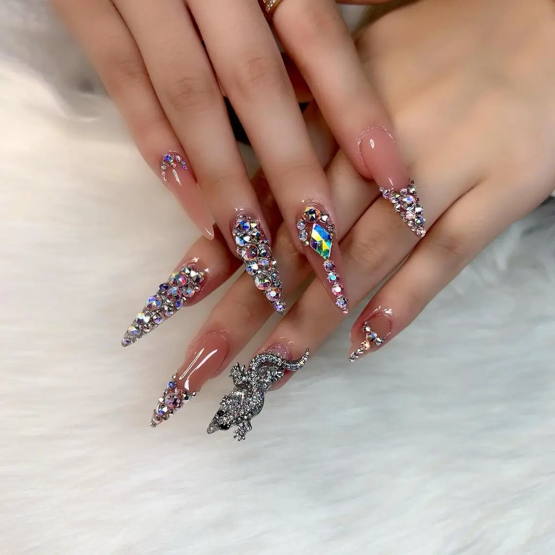 ロング ネイル nail salon azuのネイルデザイン